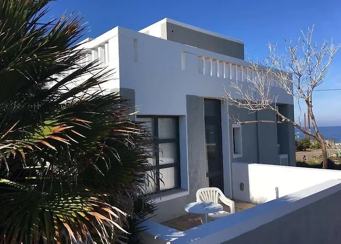 Lägenhetshotell Anissaras 3*