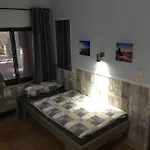 Anissaras 아파트호텔