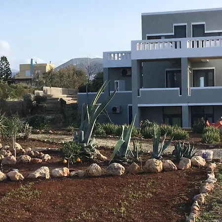 Anissaras アパートホテル